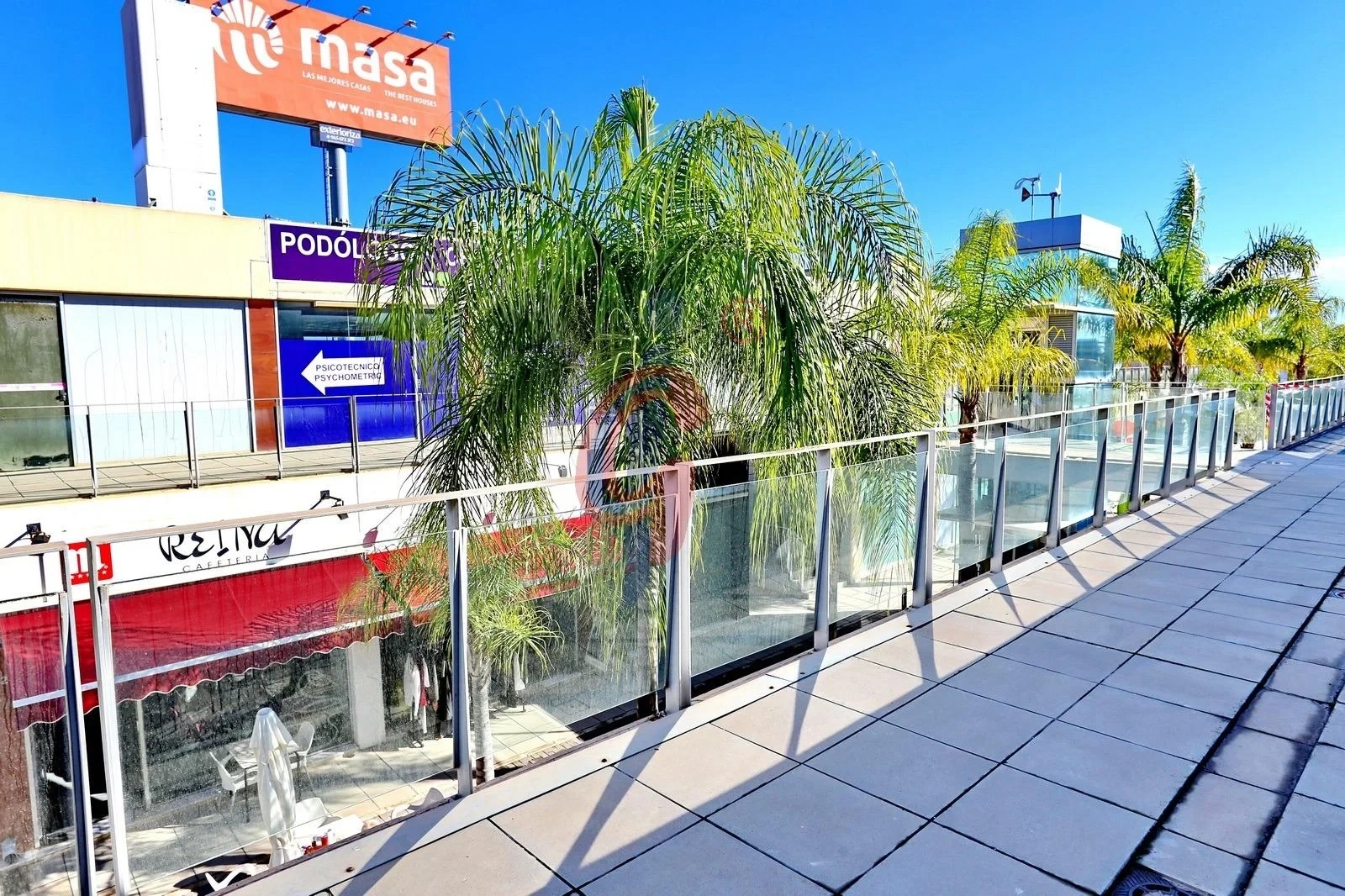 Espaço comercial de 74 m²