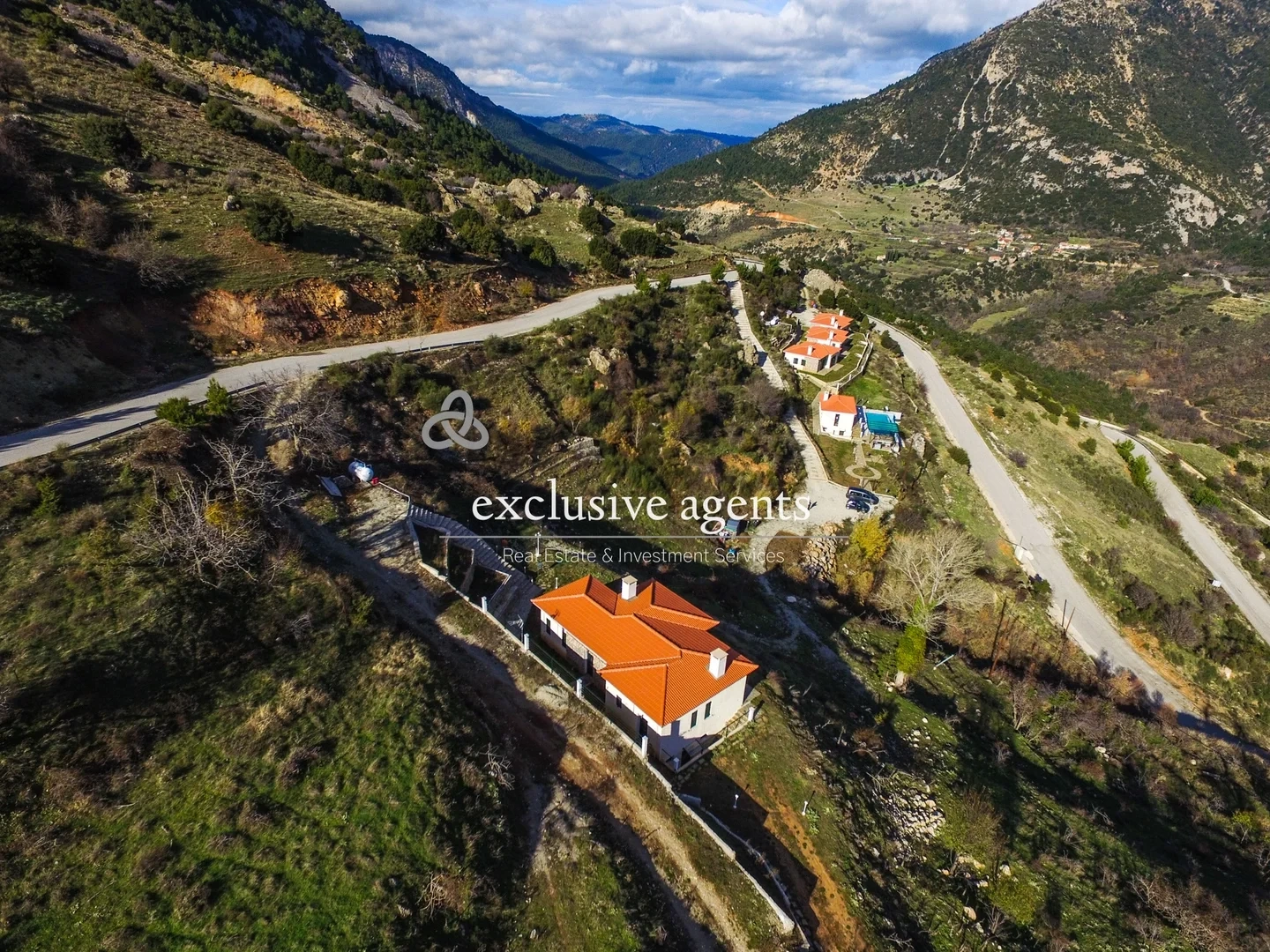2 - продажа коммерция akráta западная греция греция