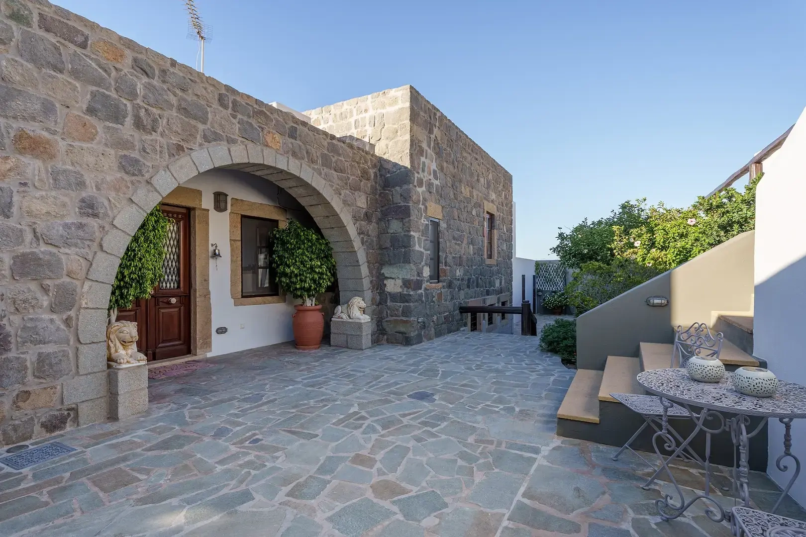 2 - vente maison vue mer patmos egée méridionale grèce