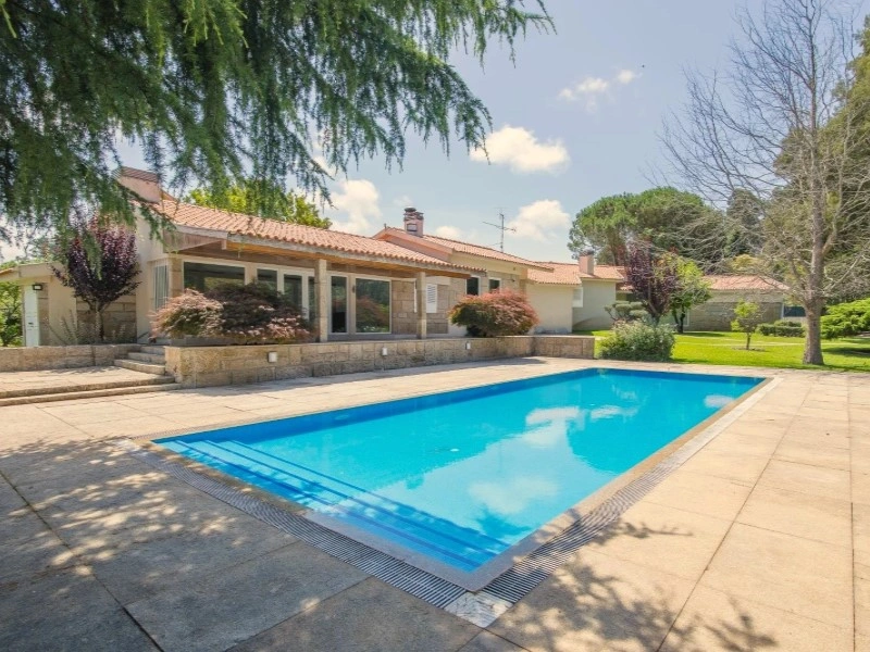 1 - house for sale in aveleda north region portugal