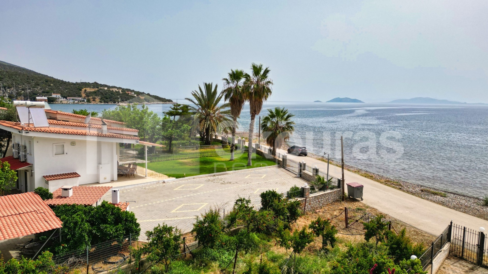 Casa fronte mare con 2 camere