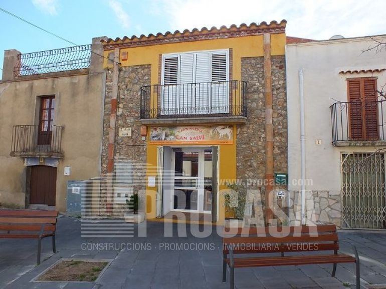 1 - venta casa vilajüiga cataluña españa