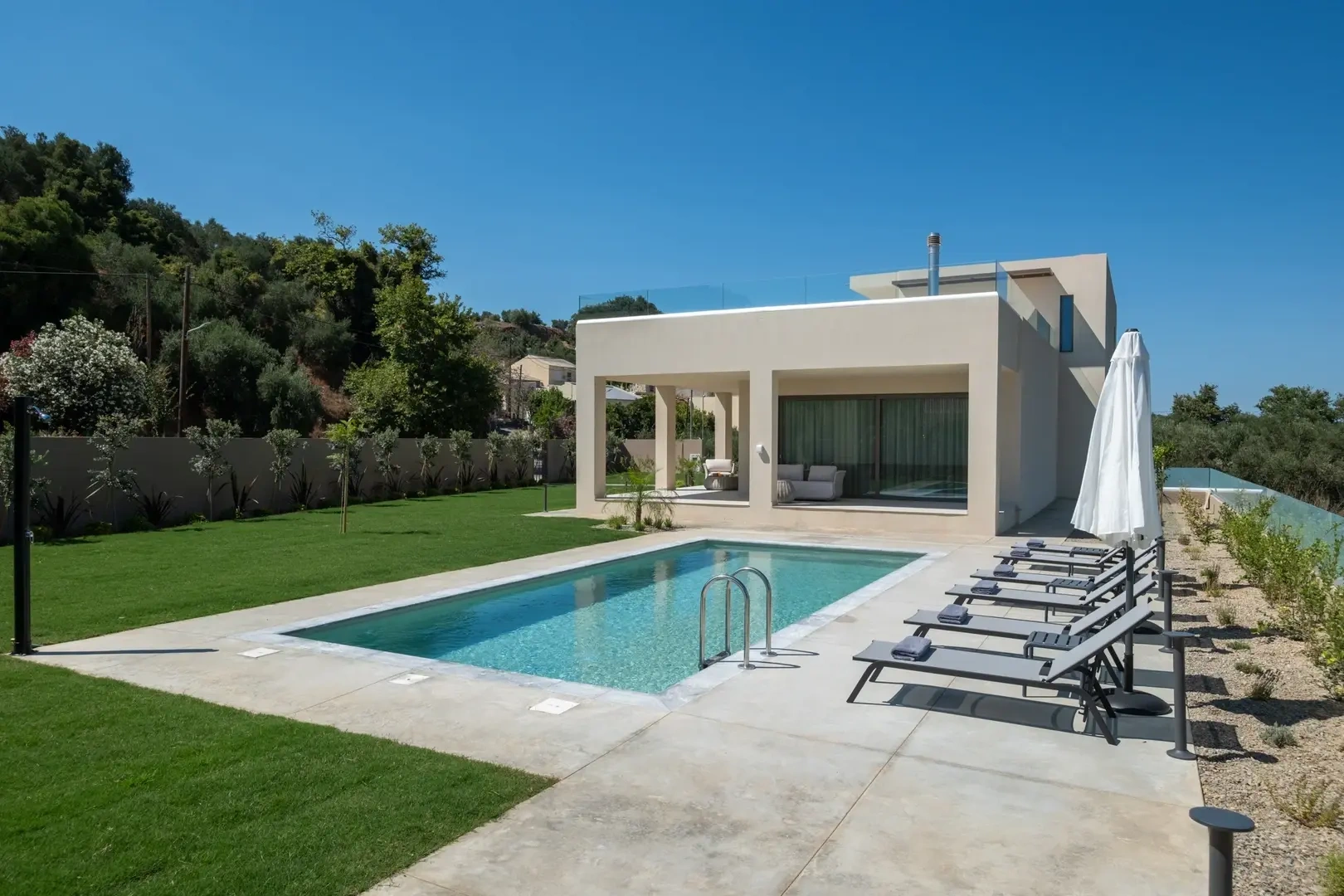 2 - house for sale in tavronitis crete greece