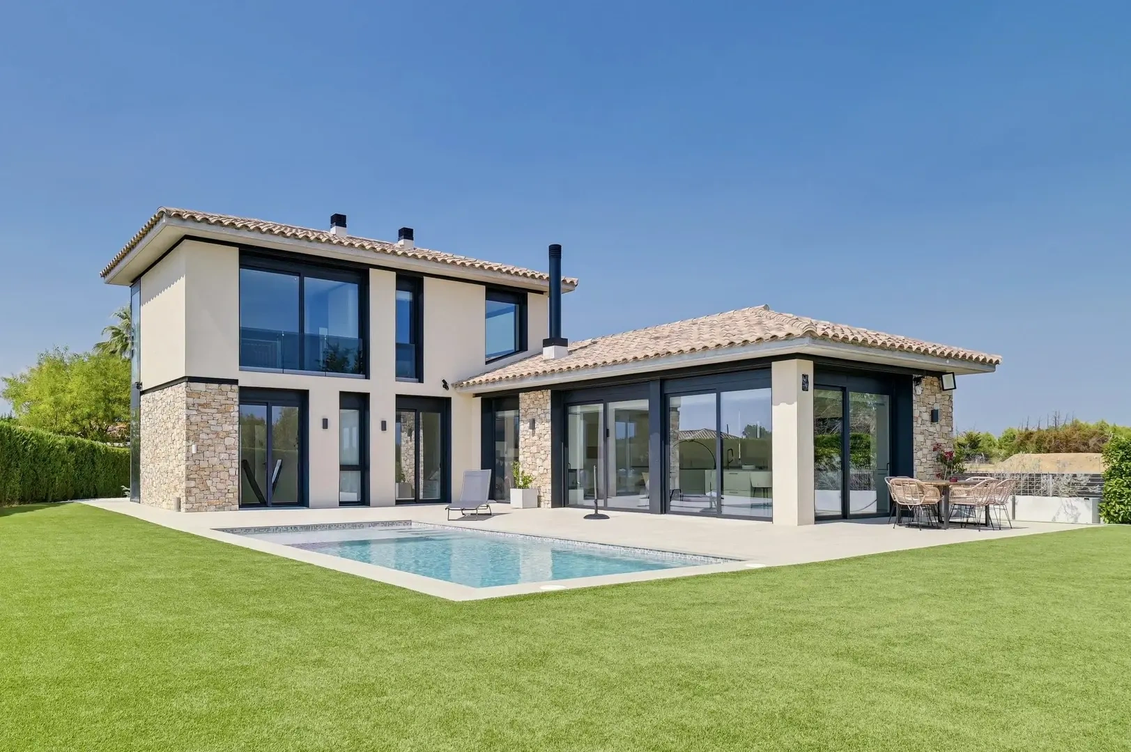 1 - venta casa navata cataluña españa