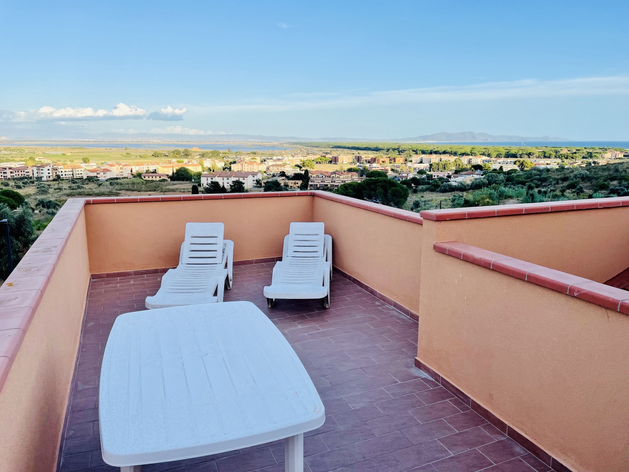 2 - продажа квартира вид моря castiglione della pescaia тоскана италия