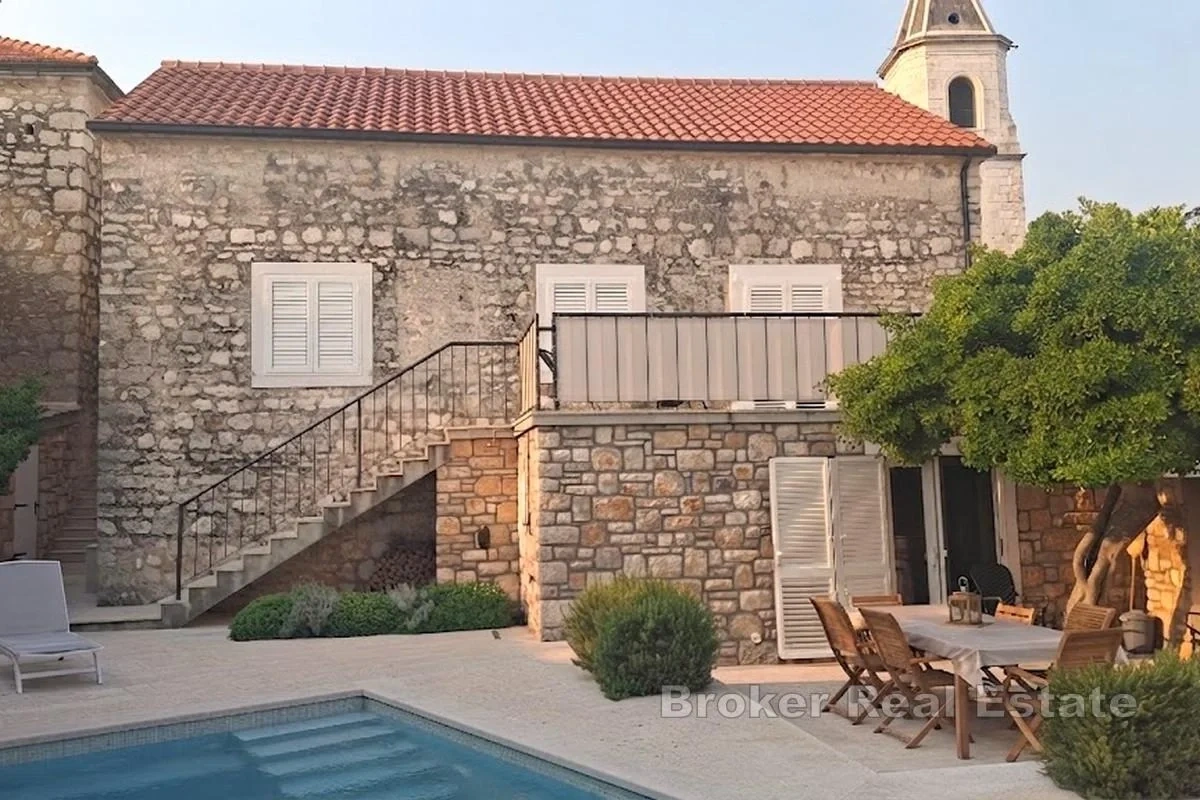 2 - vendita casa spiaggia a piedi solta spalatino-dalmata croazia