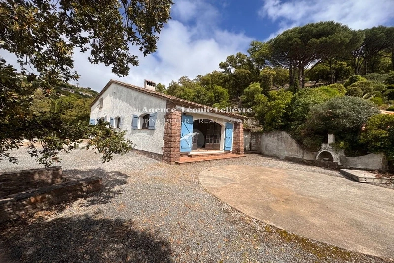 2 - venta casa a pie de playa les issambres var francia