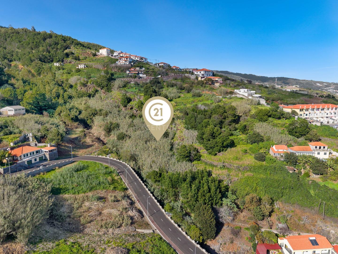1 - venta terreno gaula madeira portugal