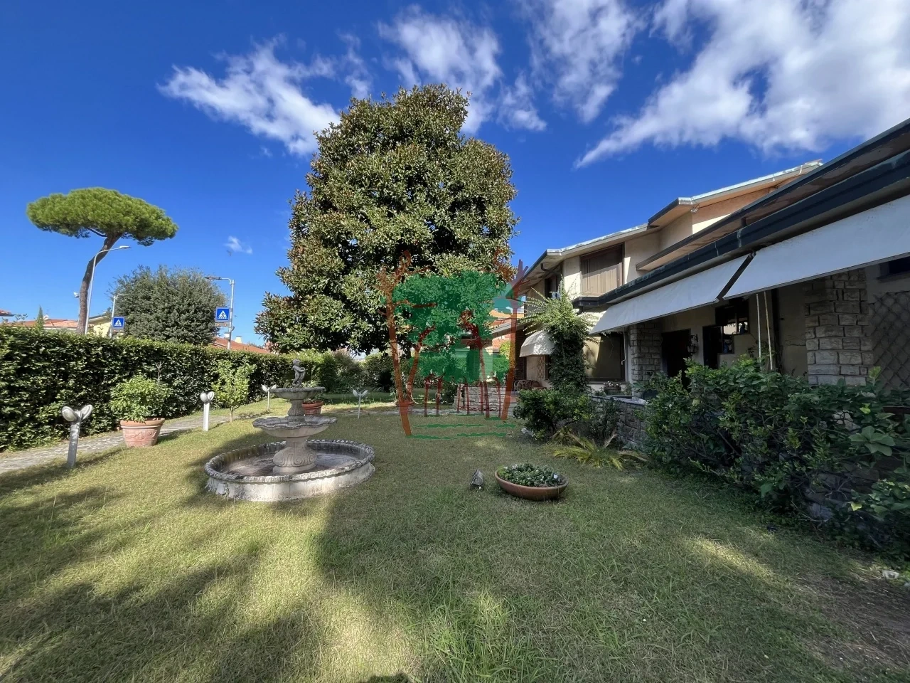 1 - verkauf haus viareggio toskana italien