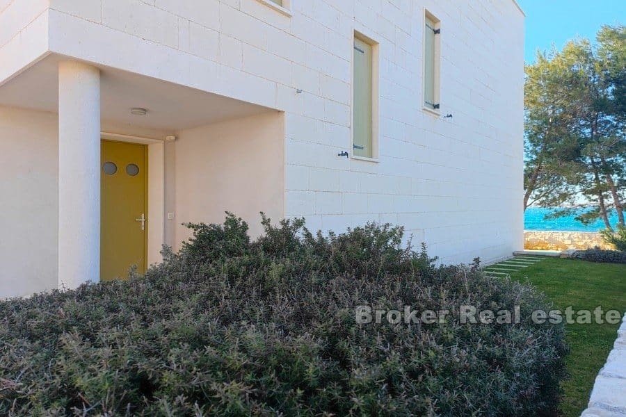 2 - venta casa frente al mar zadar zadar croacia