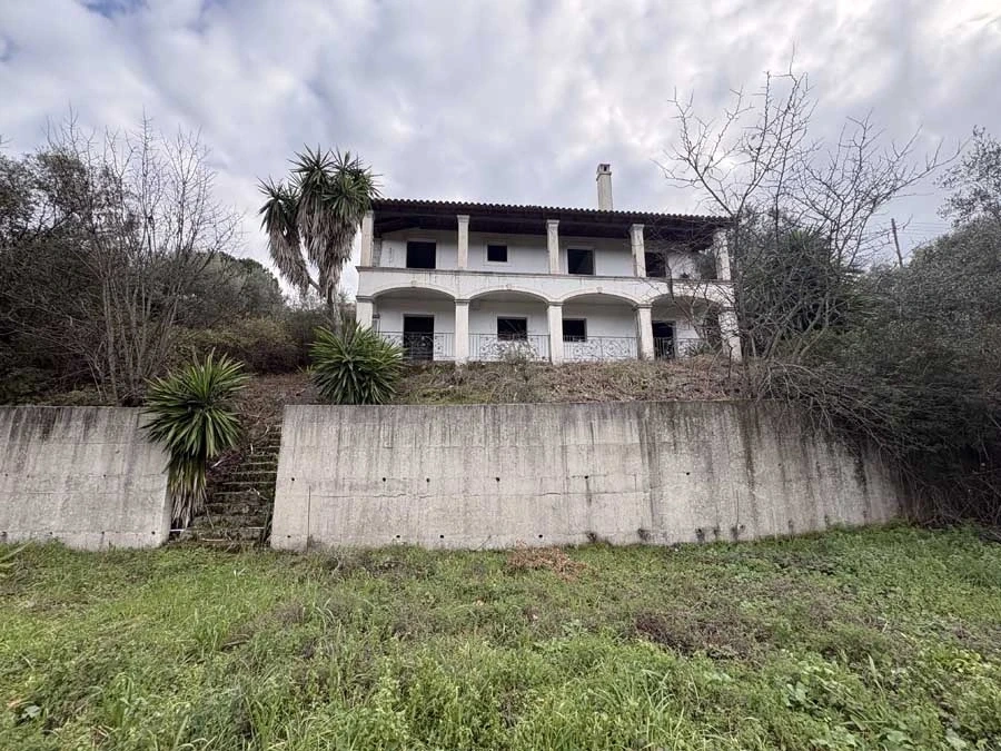 1 - vente maison sgourádes îles ioniennes grèce