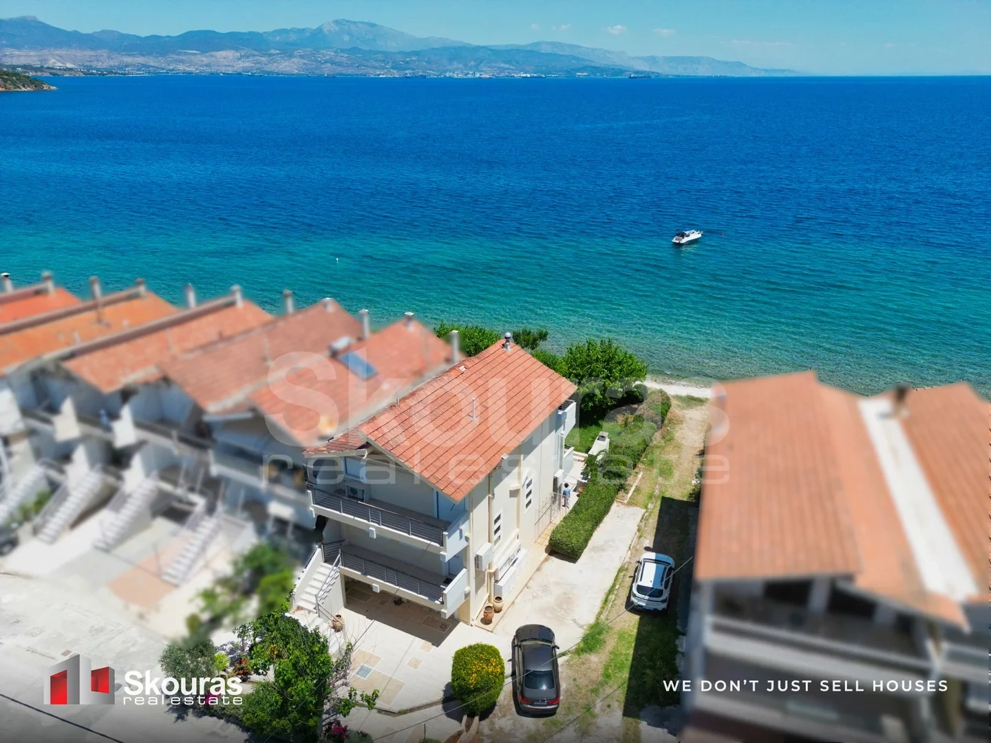 2 - vendita casa fronte mare saronikos peloponneso grecia