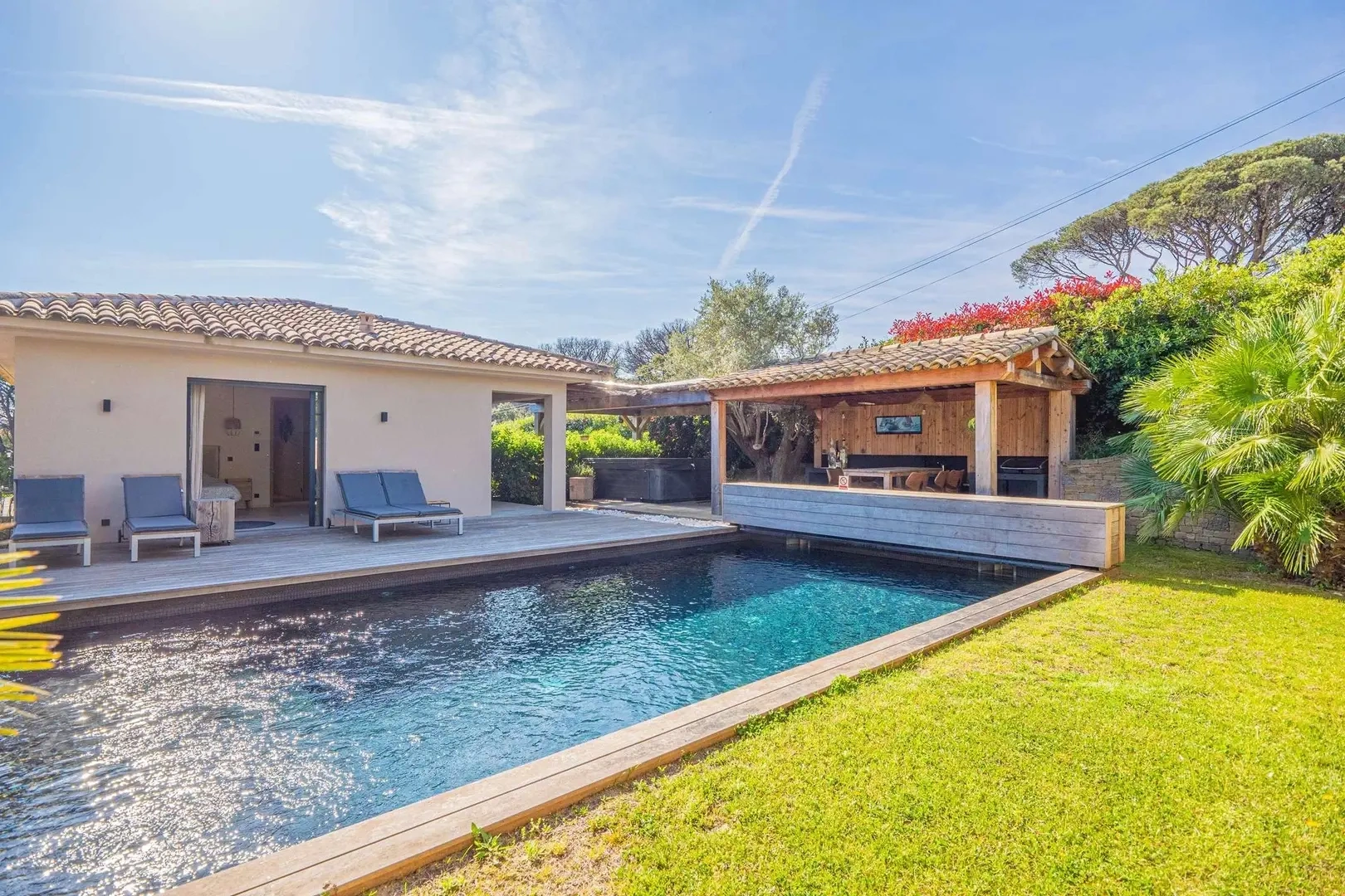 Casa con piscina