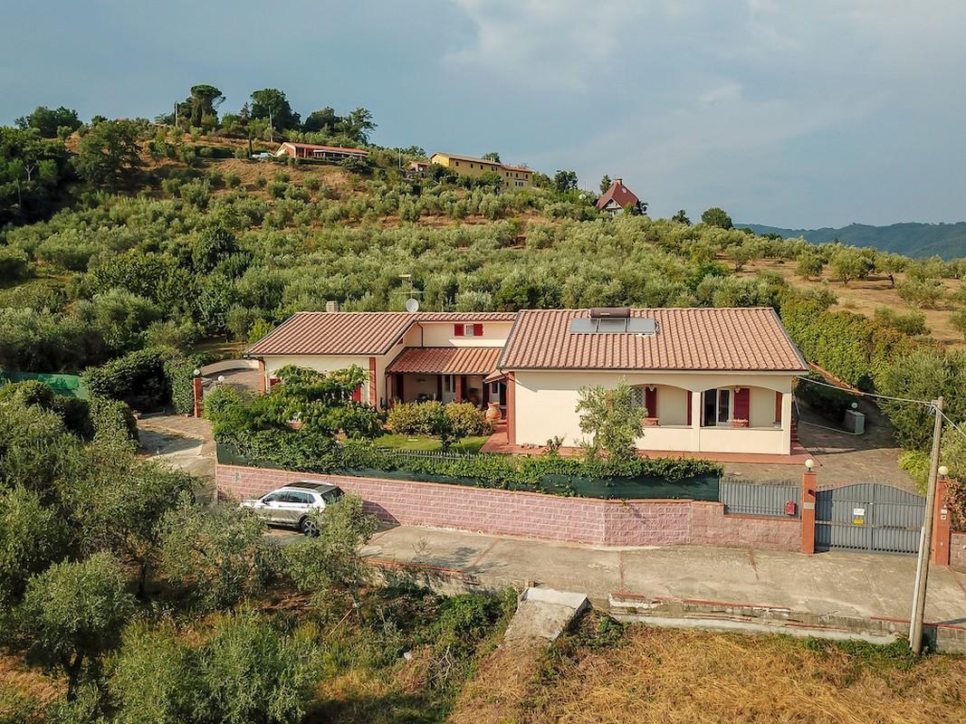 1 - venda casa marliana toscana itália