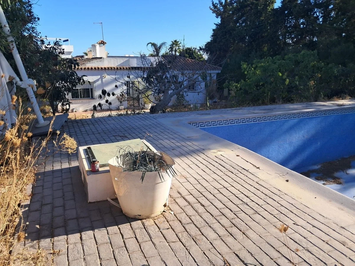 2 - house for sale in estepona - costa del sol andalusia spain
