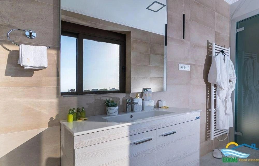 2 - vente maison vue mer pláka crète grèce