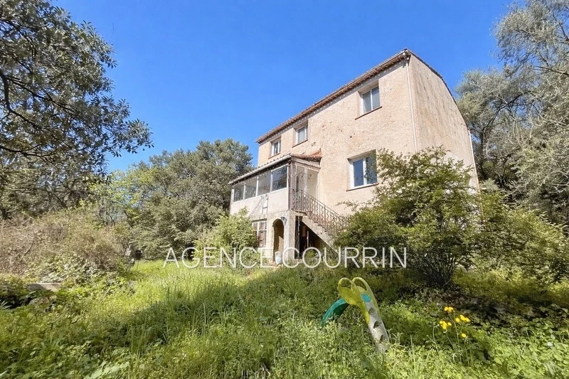 Casa con terraza