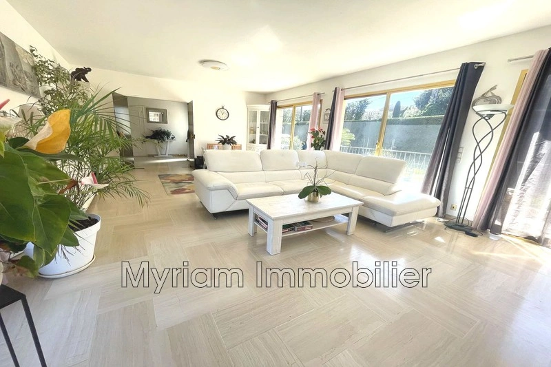 2 - verkauf haus peymeinade alpes-maritimes frankreich