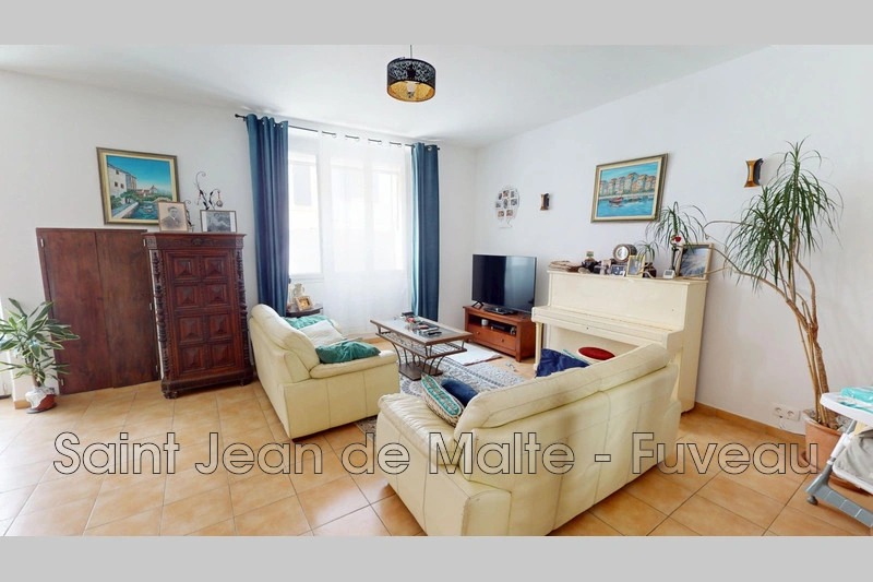 1 - продажа квартира saint-zacharie вар франция