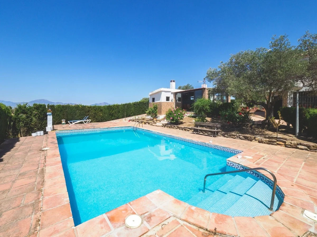 2 - venta casa alora andalucía españa