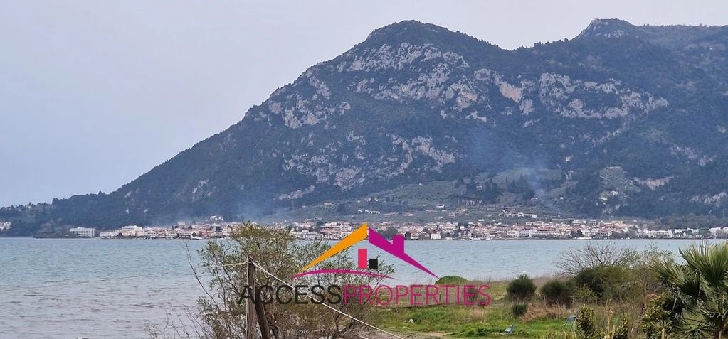 1 - vente villa pieds dans l'eau kaména voúrla grèce centrale grèce