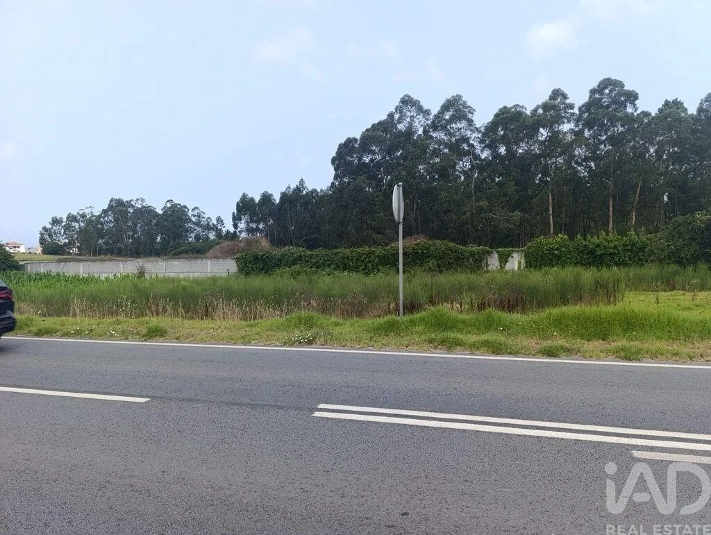 2 - plot of land for sale in barqueiros north region portugal