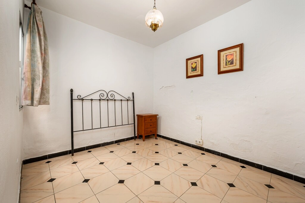 2 - venta casa nerja andalucía españa