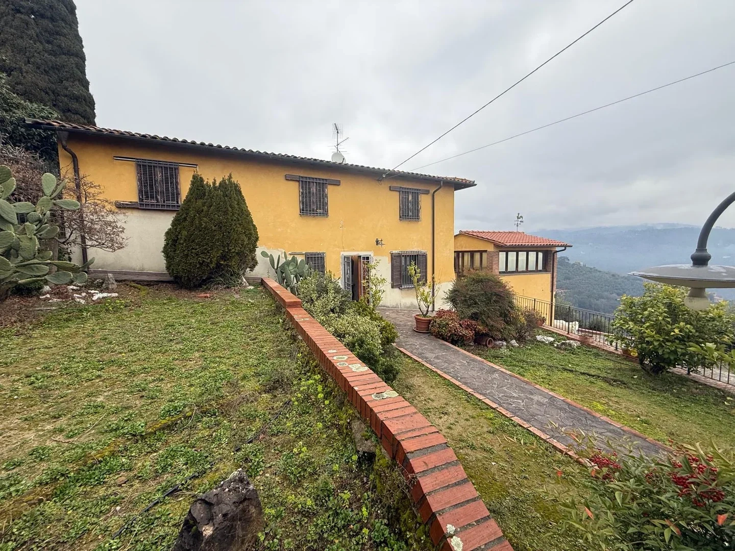 2 - estate for sale in pescia tuscany italy