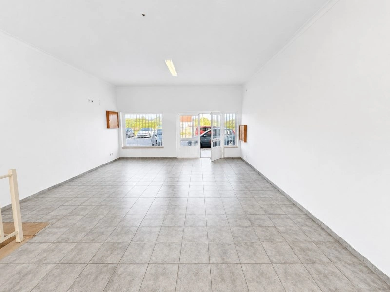 2 - venda espaço comercial alcabideche região de lisboa portugal
