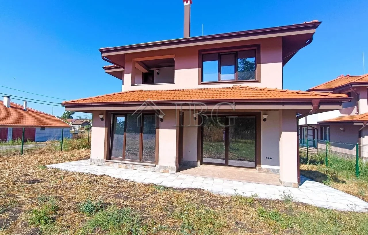 2 - venda casa polski izvor burgas bulgária