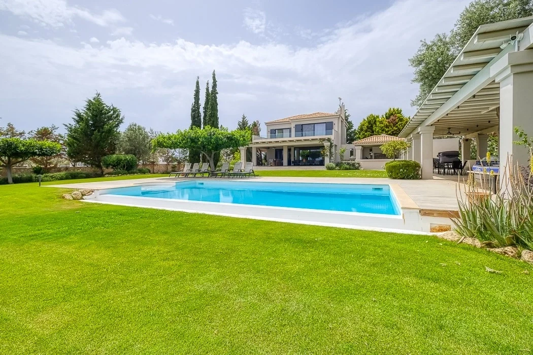1 - villa for sale in porto cheli peloponnese greece