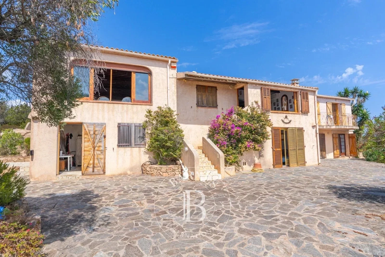 1 - venta casa vista al mar bonifacio córcega del sur francia