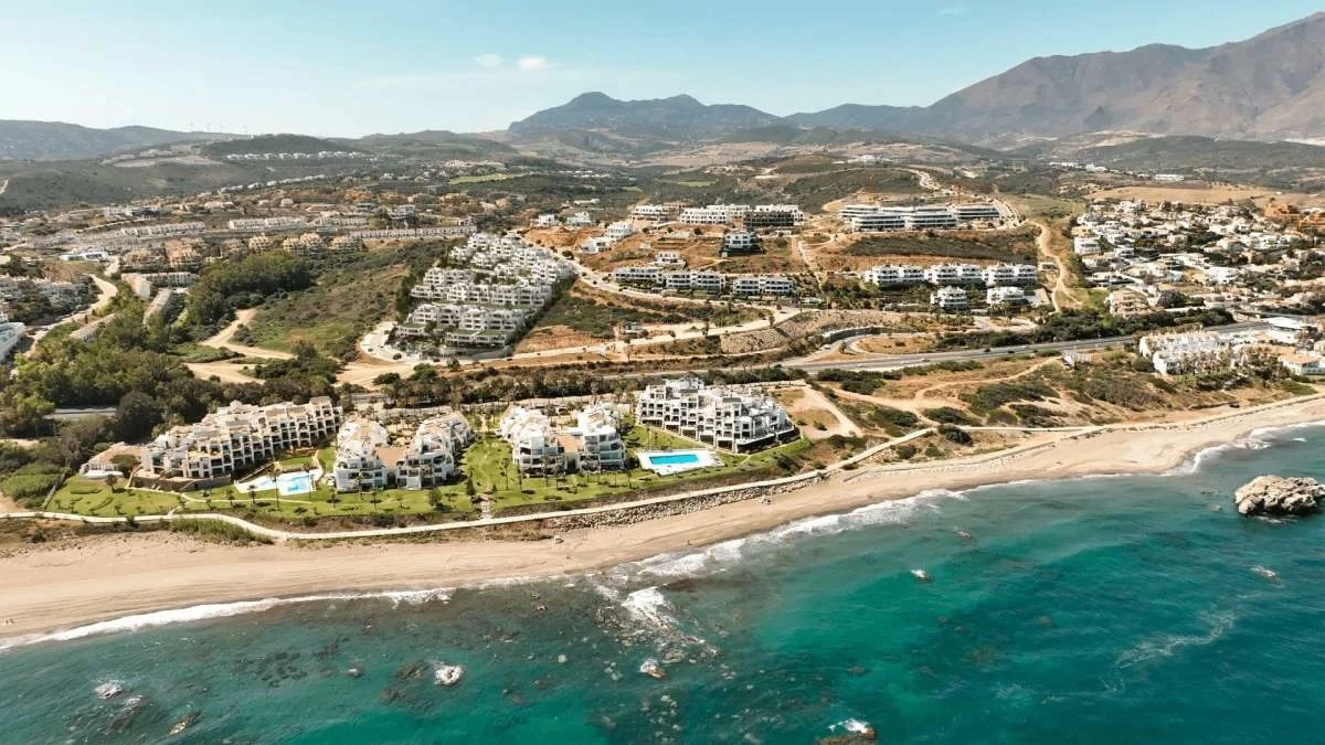 2 - venta apartamento frente al mar casares - costa del sol andalucía españa