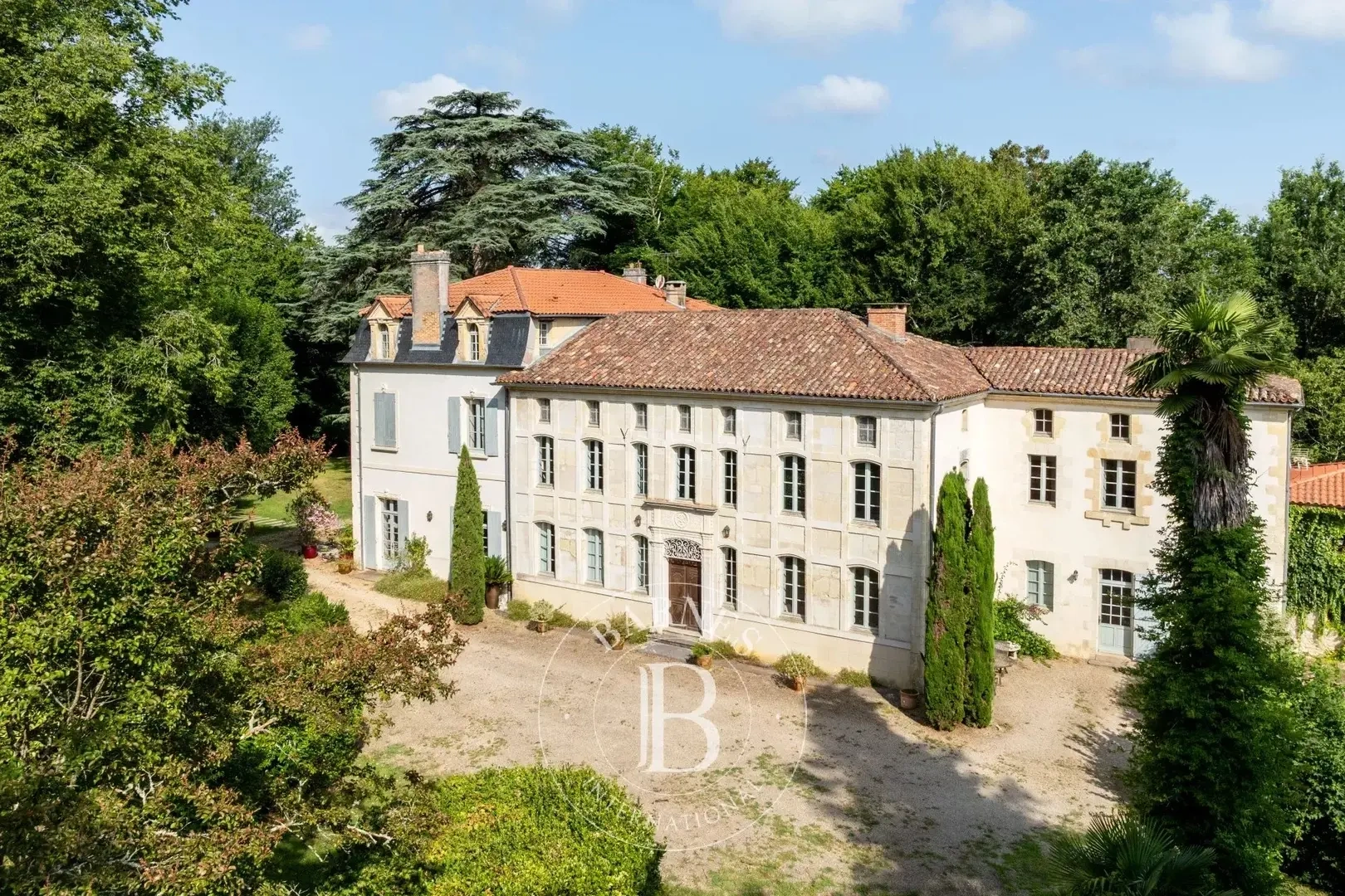 2 - venta castillo dax landas francia