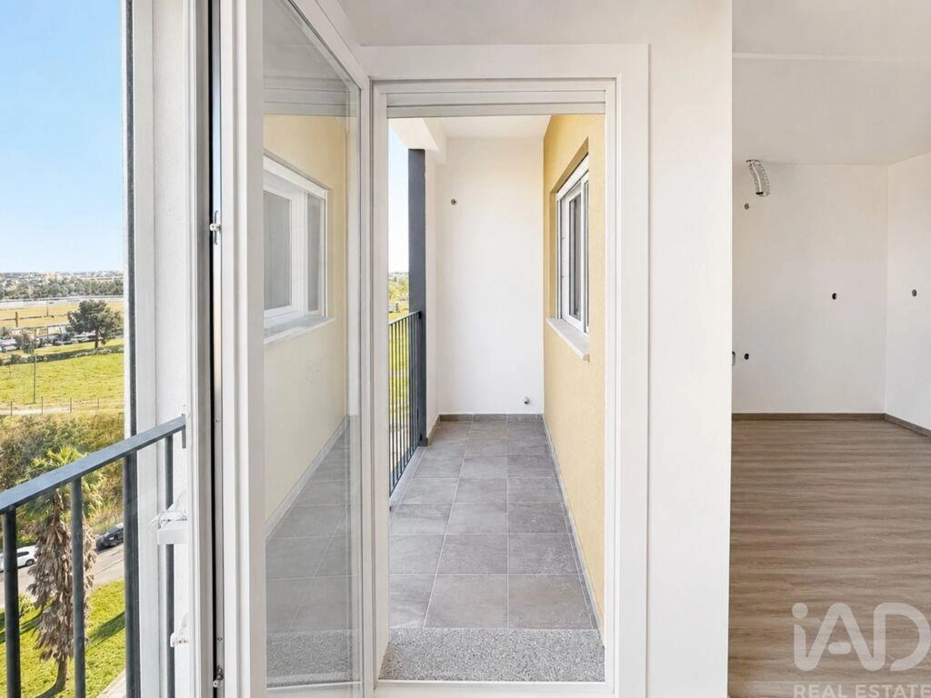 2 - venda apartamento corroios região de lisboa portugal