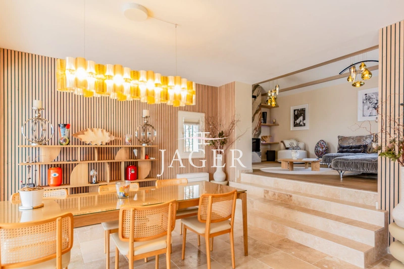 2 - venta casa vista al mar les issambres var francia