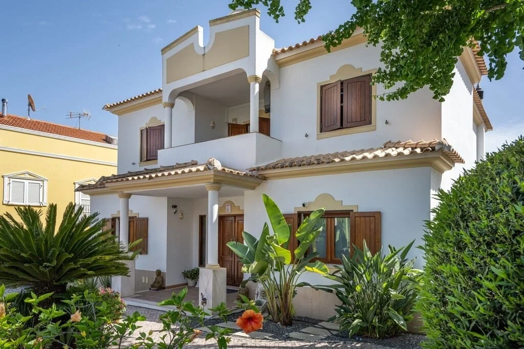 1 - verkoop huis uitzicht op zee vilamoura algarve portugal