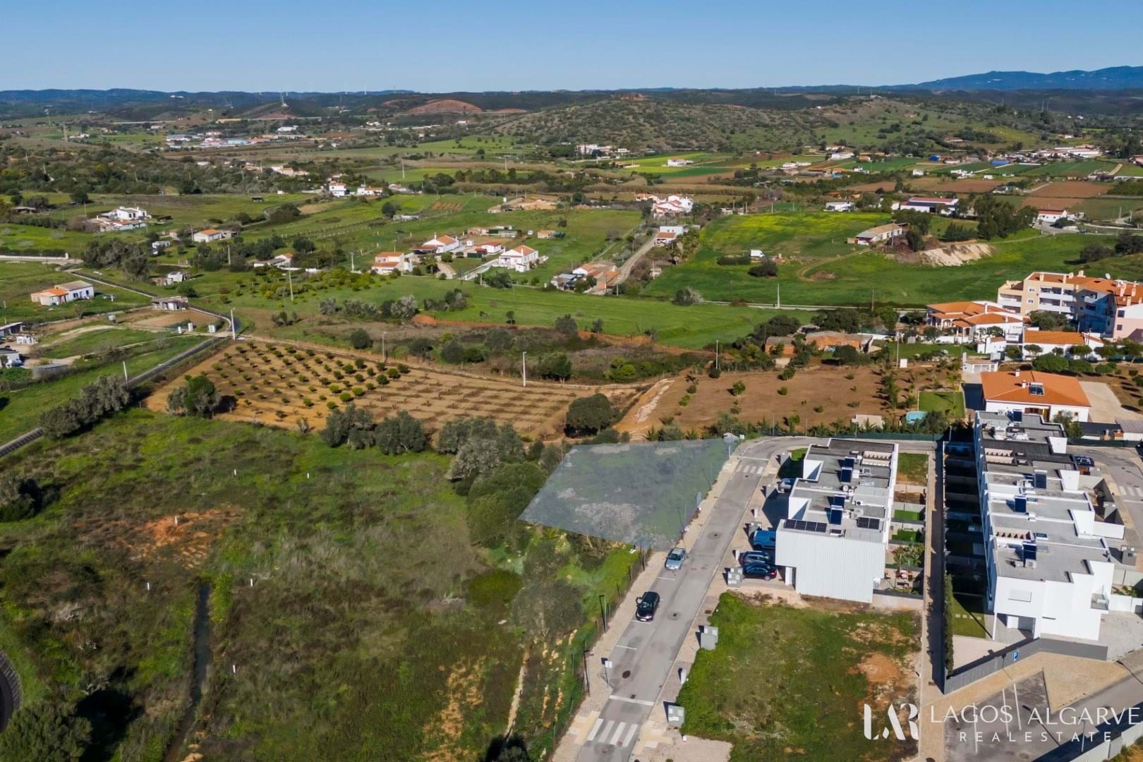 2 - verkoop terrein lagos algarve portugal