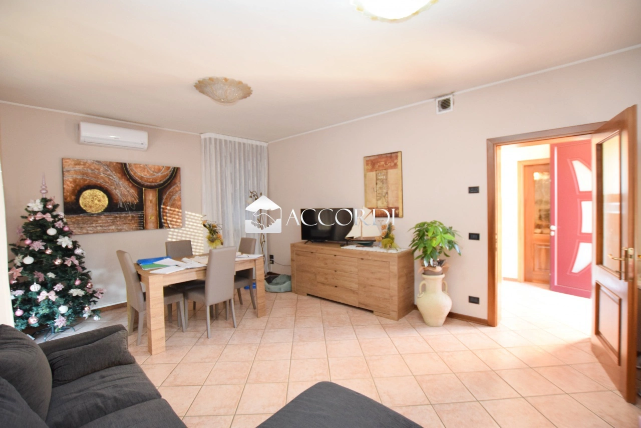 2 - venda casa volpago del montello vêneto itália