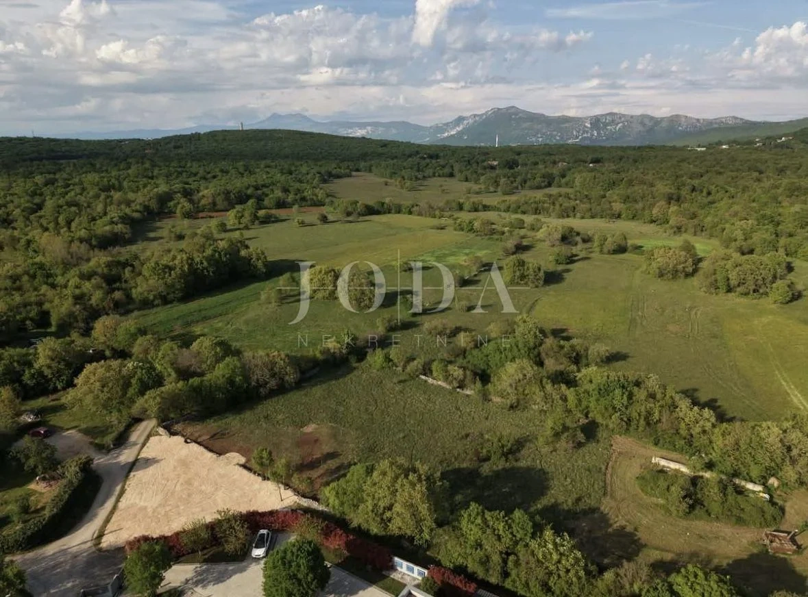 2 - venta terreno labin istria croacia