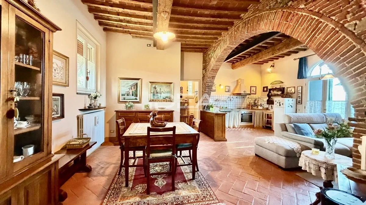 2 - vendita casa lucca toscana italia