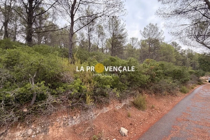 1 - vendita terreno auriol bocche del rodano francia