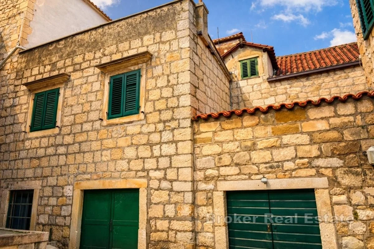 2 - venta casa vista al mar makarska split-dalmacia croacia