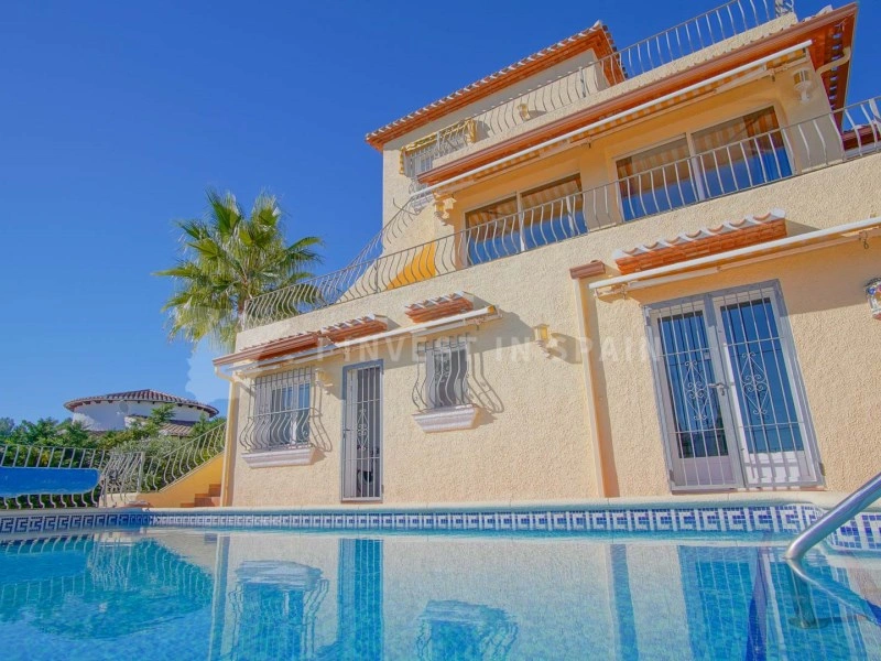 Casa con piscina