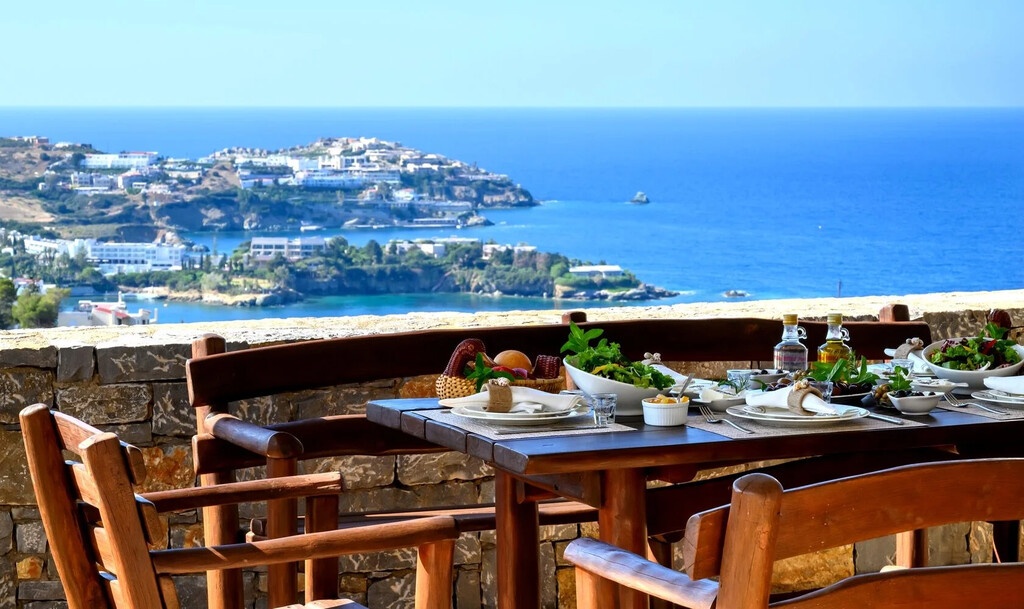 2 - sea view house for sale in lygariá crete greece