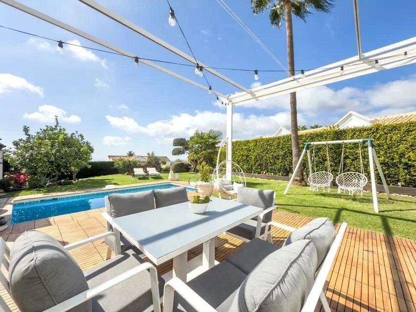2 - venta casa istan andalucía españa