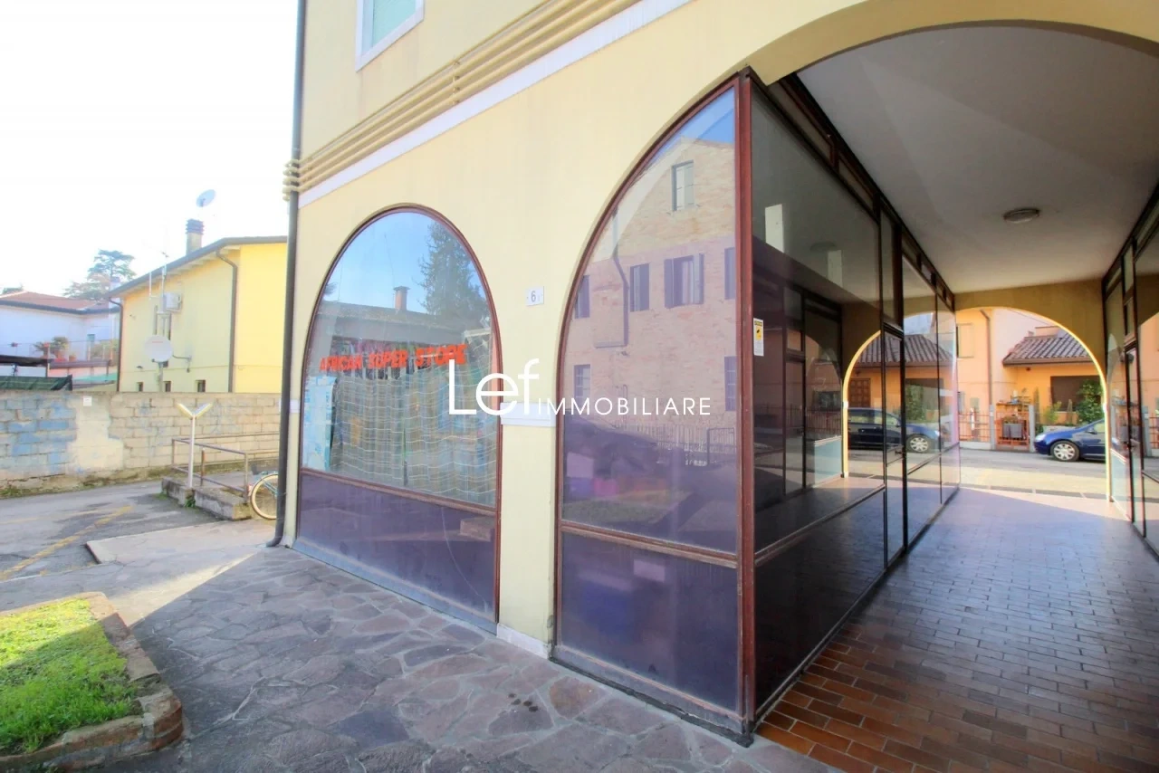 2 - vente commerce villorba vénétie italie