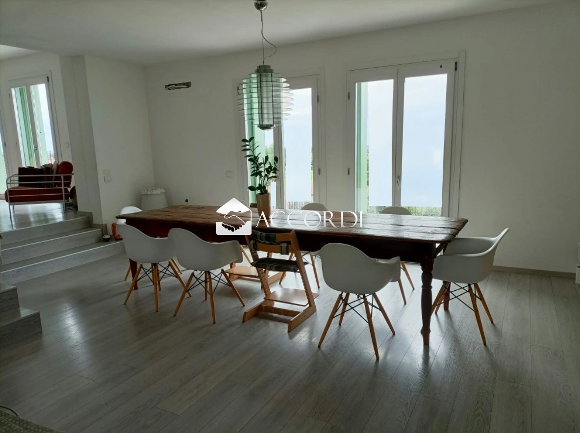 2 - venta casa maser véneto italia
