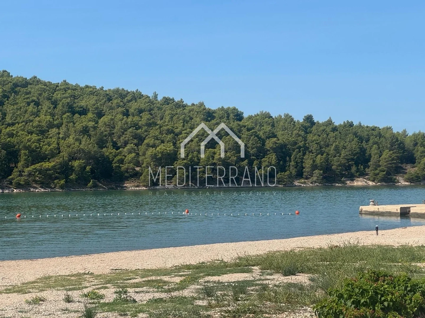 2 - venda terreno šibenik sibenik croácia
