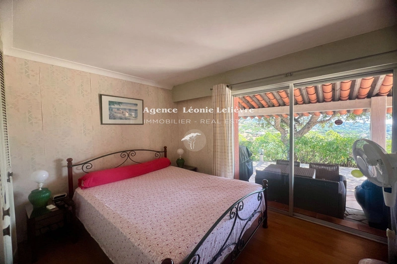 2 - venta casa vista al mar les issambres var francia